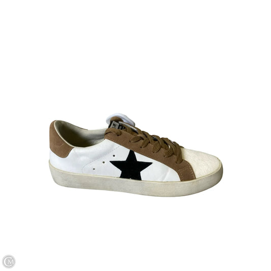 Shoes Sneakers By Clothes Mentor In Multi-colored, Size: 9