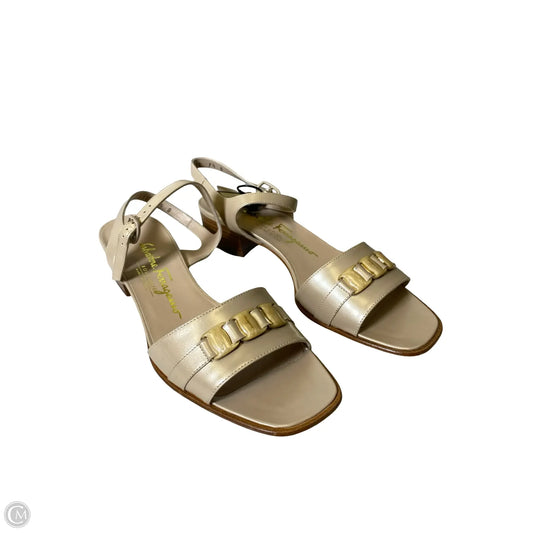 Shoes Luxury Designer By Ferragamo In Cream, Size: 7.5