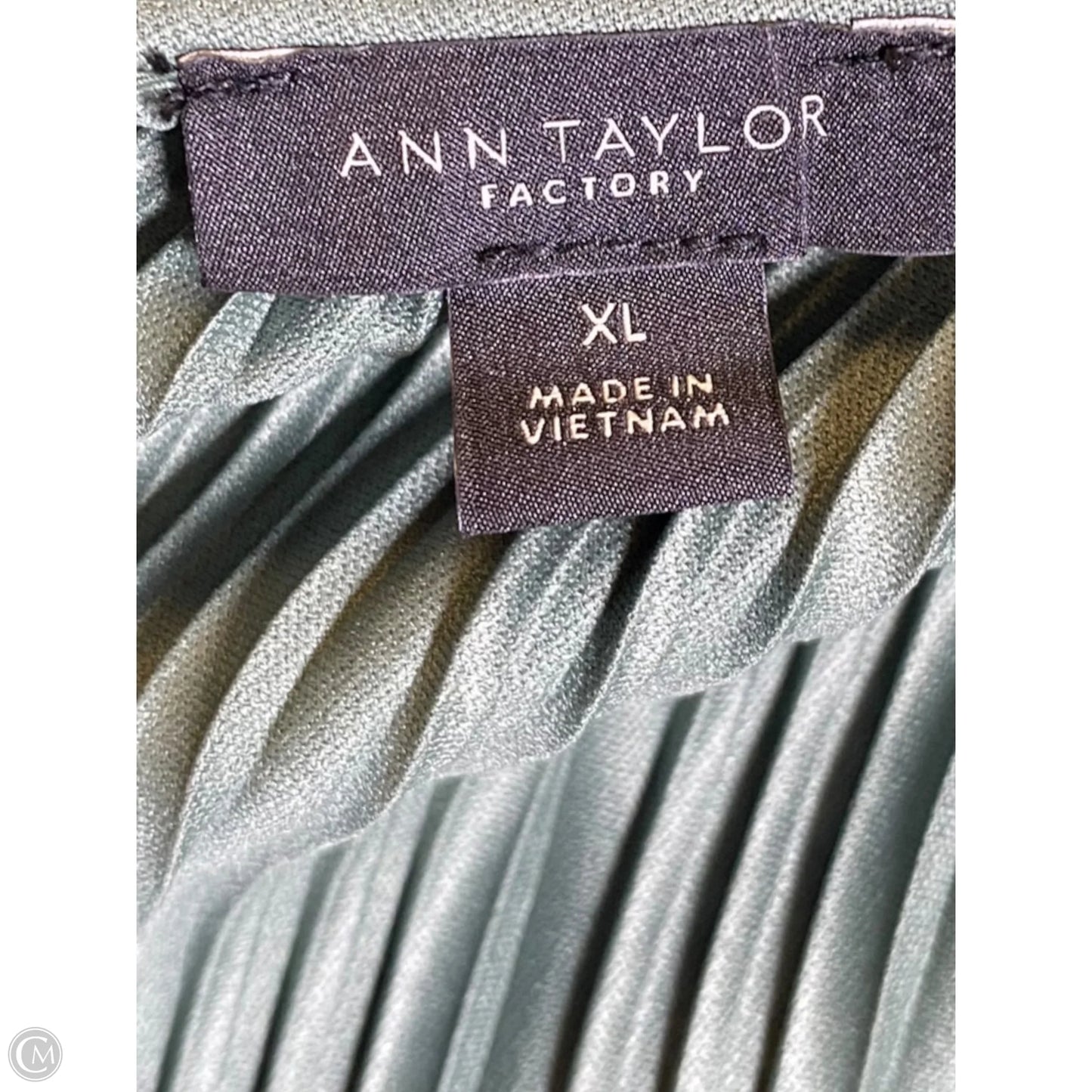Top Short Sleeve By Ann Taylor In Green, Size: Xl