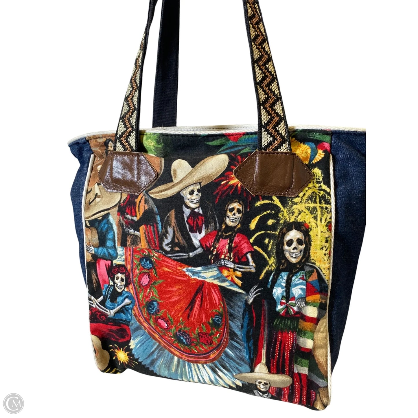 Tote By Clothes Mentor, Size: Medium