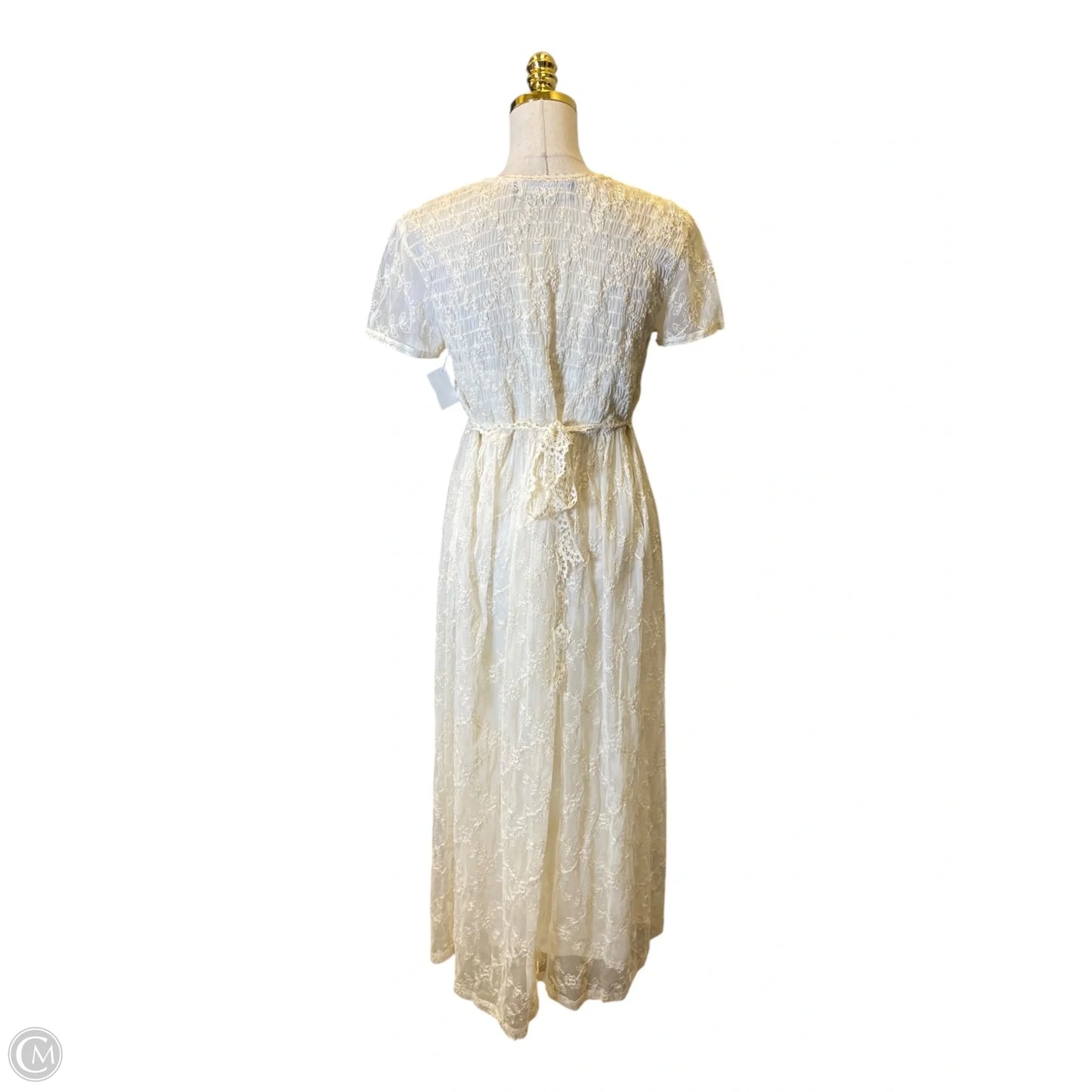 Dress Casual Maxi By Clothes Mentor In Cream, Size: M