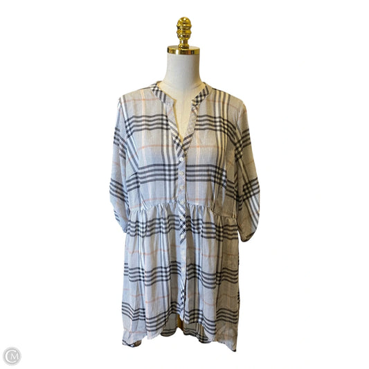Top 3/4 Sleeve By Torrid In Plaid Pattern, Size: 1x