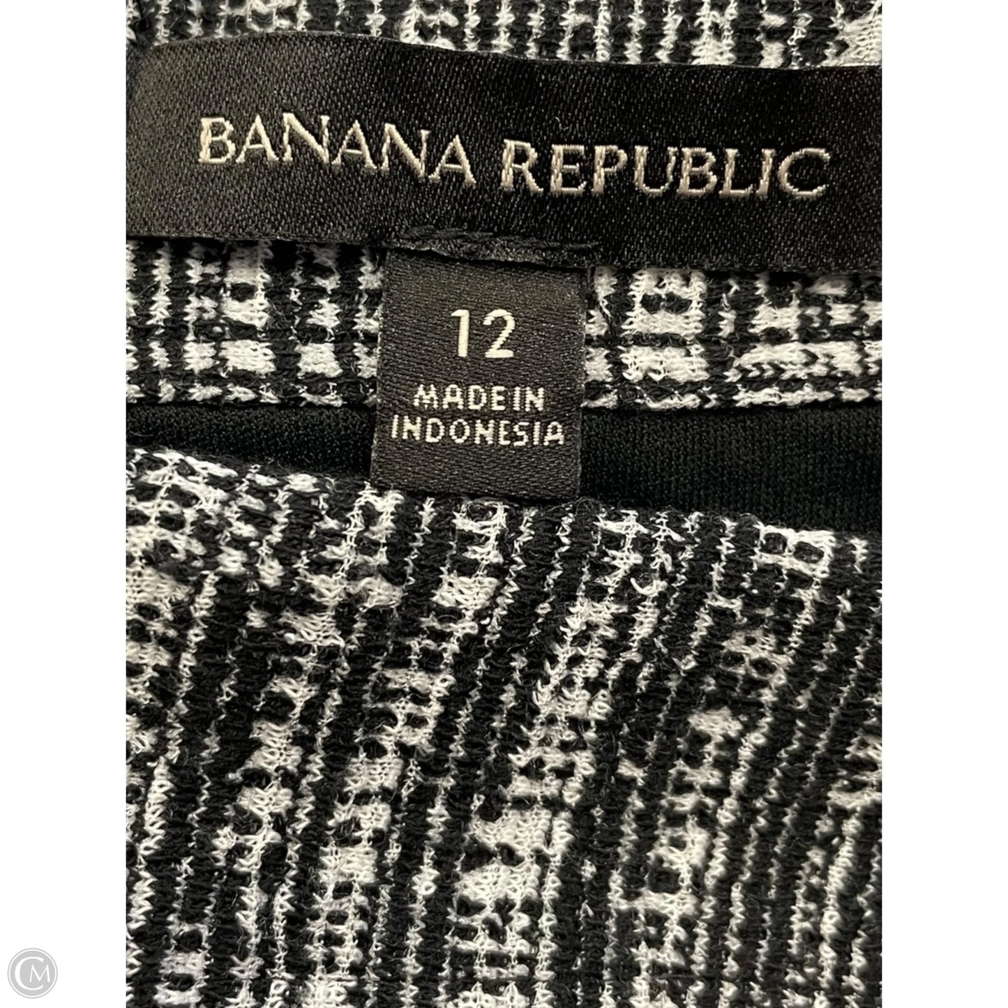 Skirt Midi By Banana Republic In Black & White, Size: L