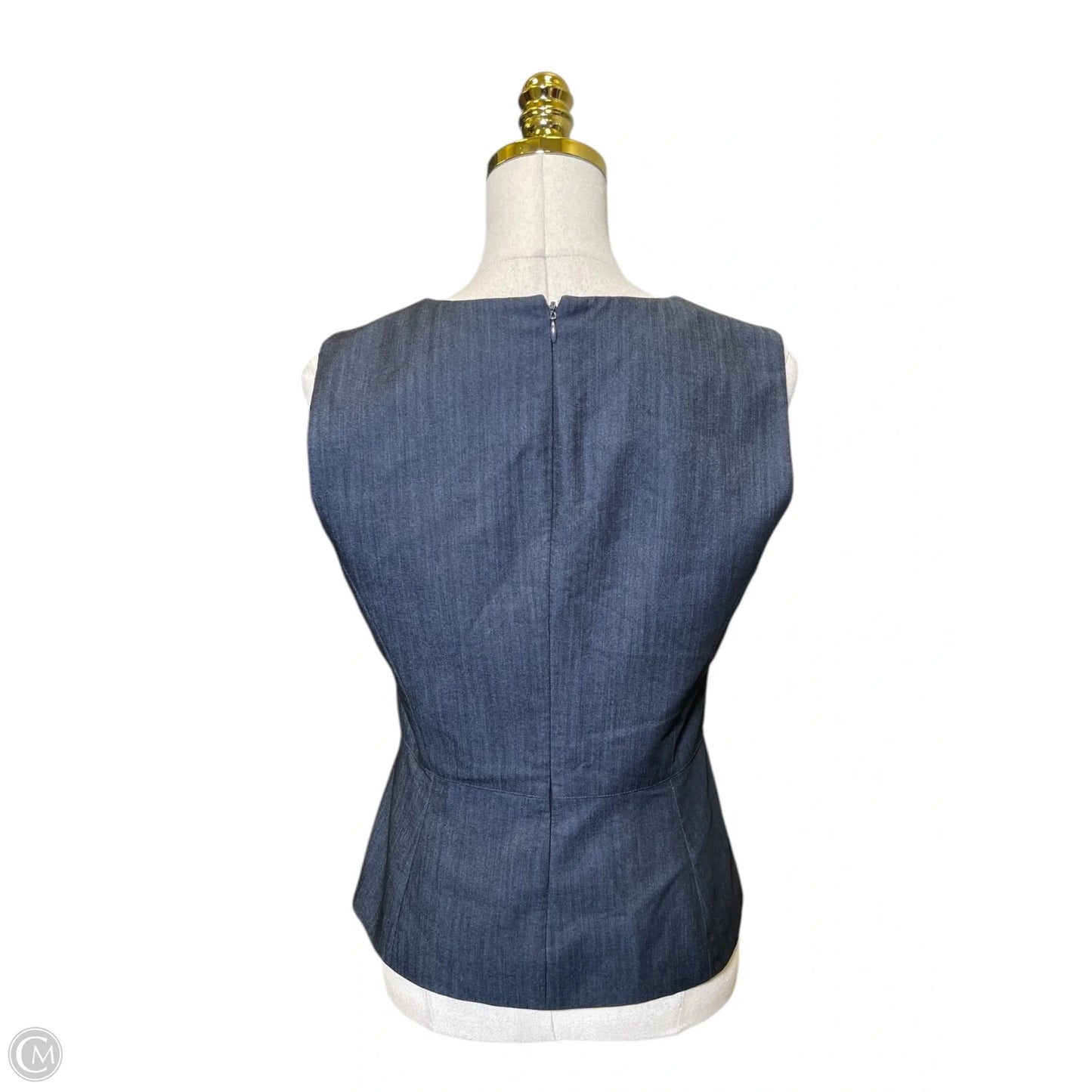 Top Sleeveless By Calvin Klein In Grey, Size: 6