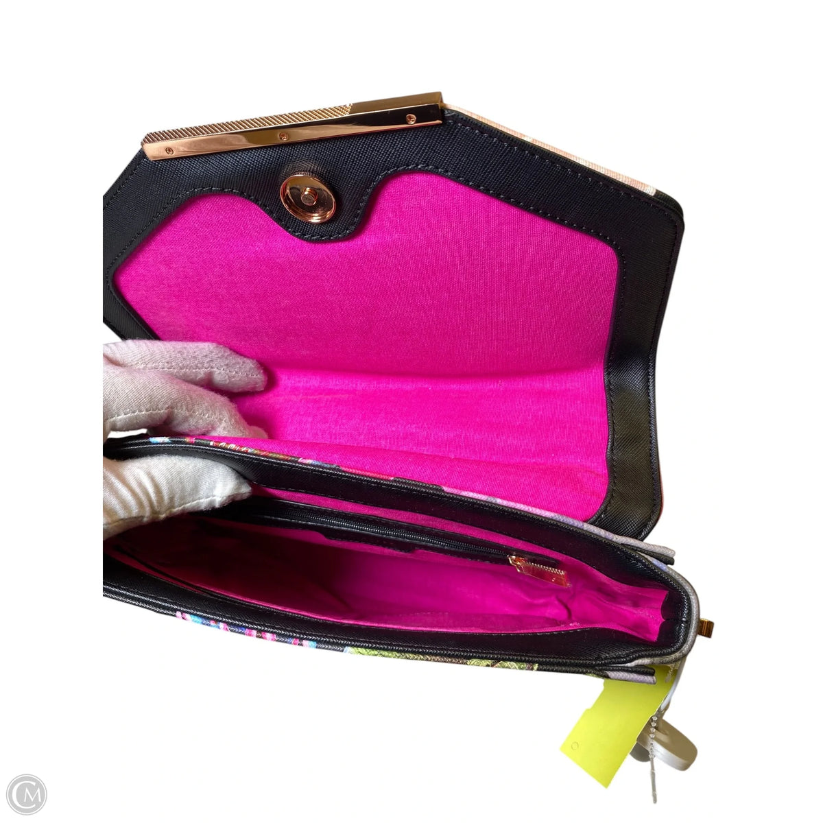 Handbag By Ted Baker, Size: Medium