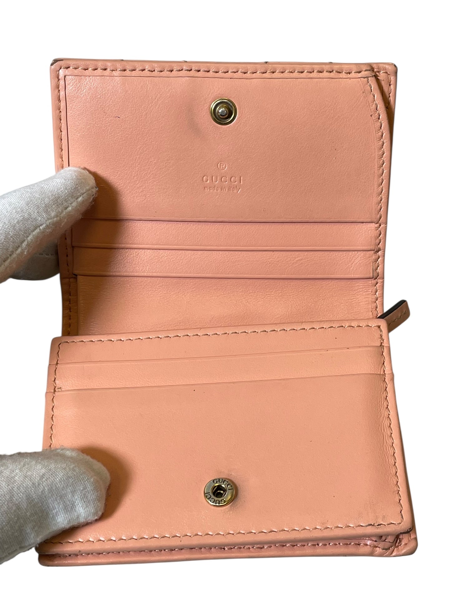 Wallet Luxury Designer By Gucci, Size: Medium