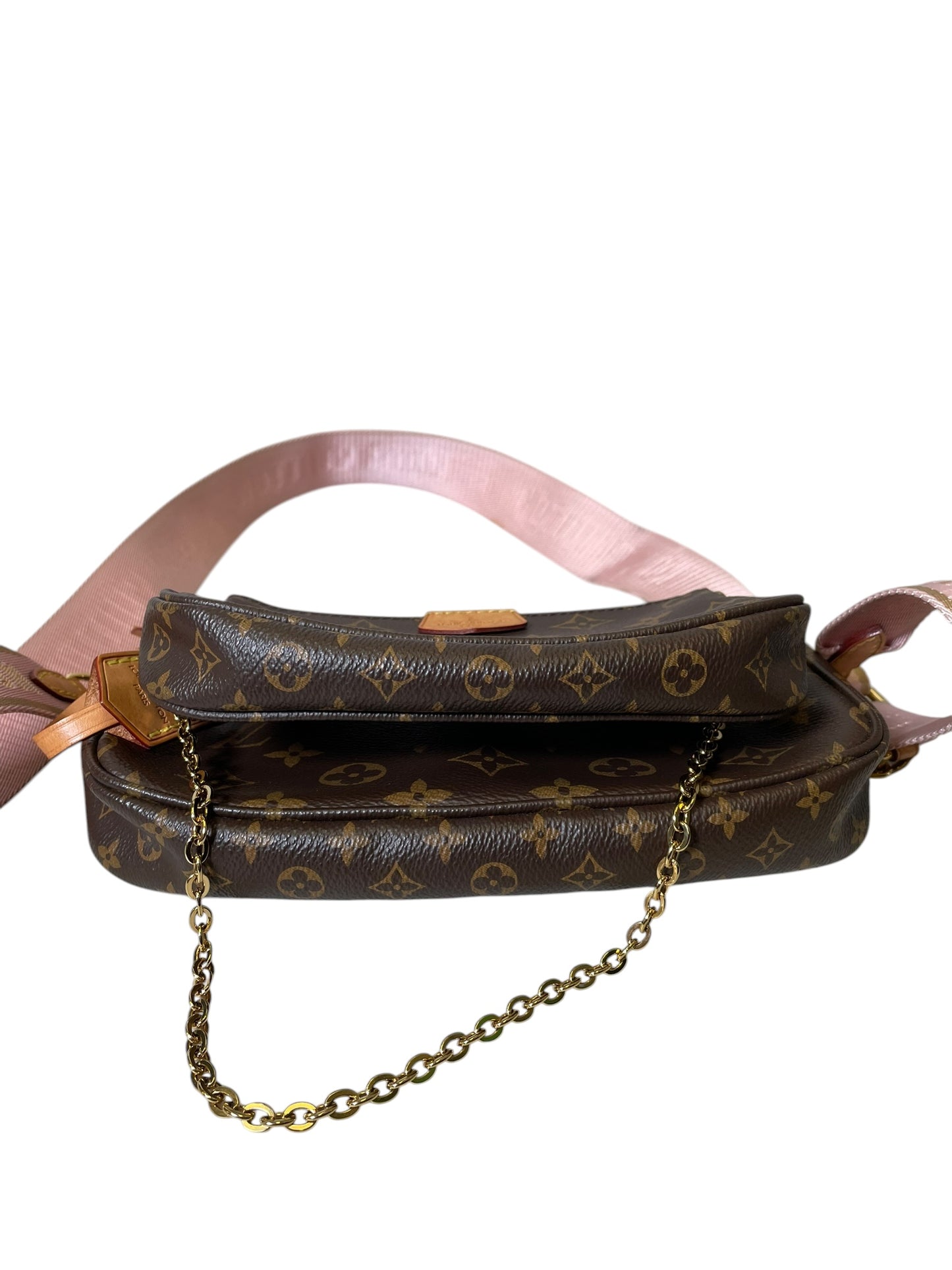 Crossbody Luxury Designer By Louis Vuitton, Size: Medium