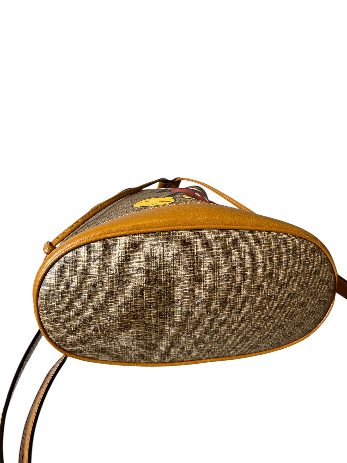 Handbag Luxury Designer By Gucci, Size: Medium
